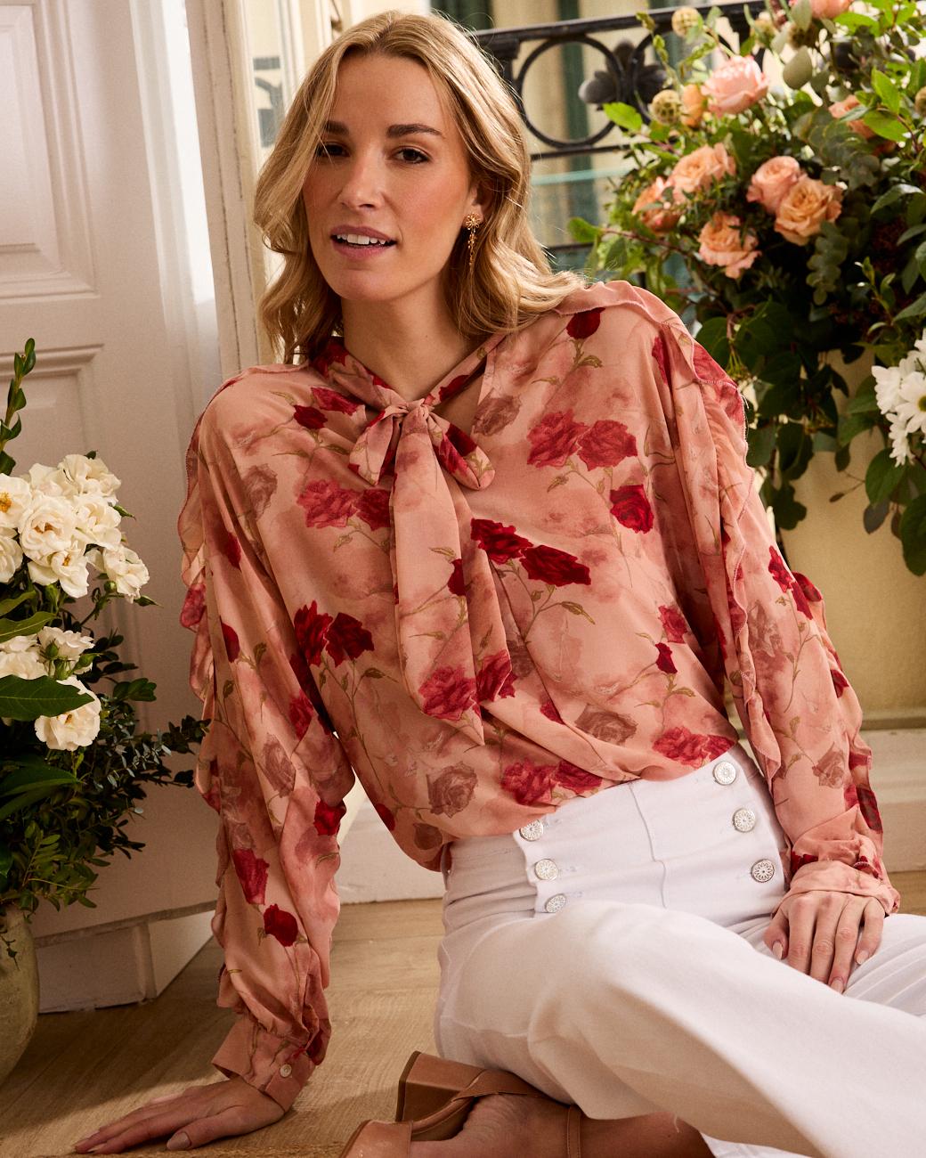 Blusa com laçada Sabrina