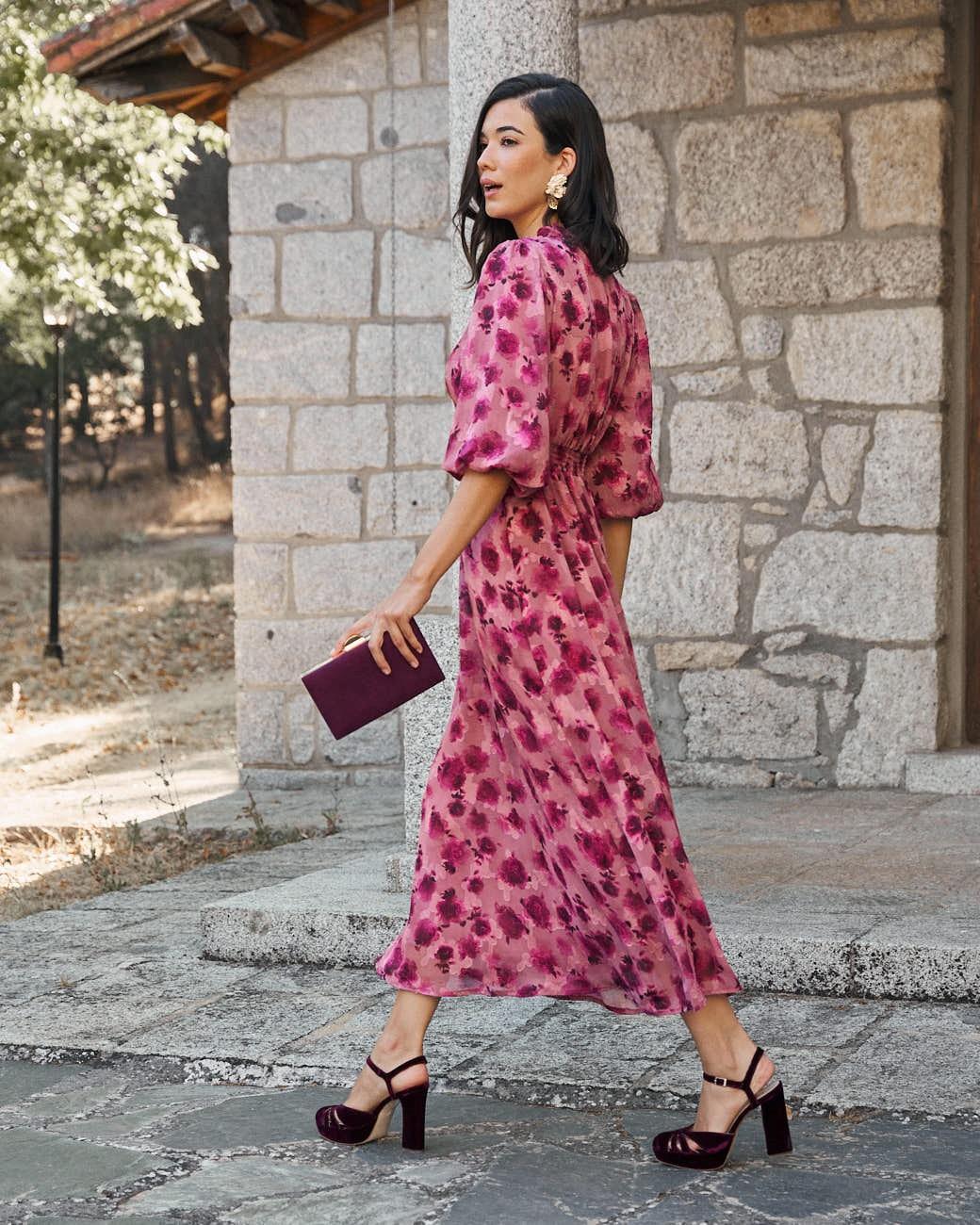 Vestido com Decote Agunela