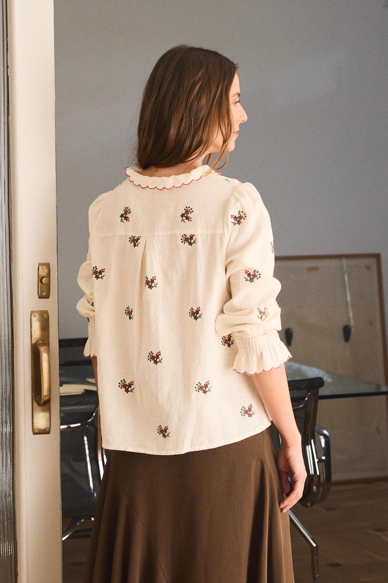 Camisa de flores Halo