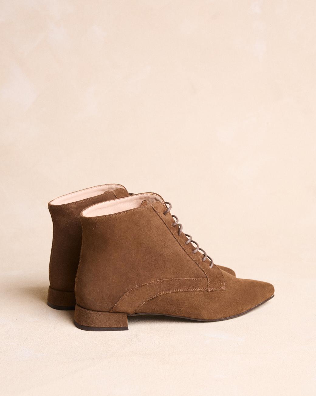 Botins com Atacadores Ninne