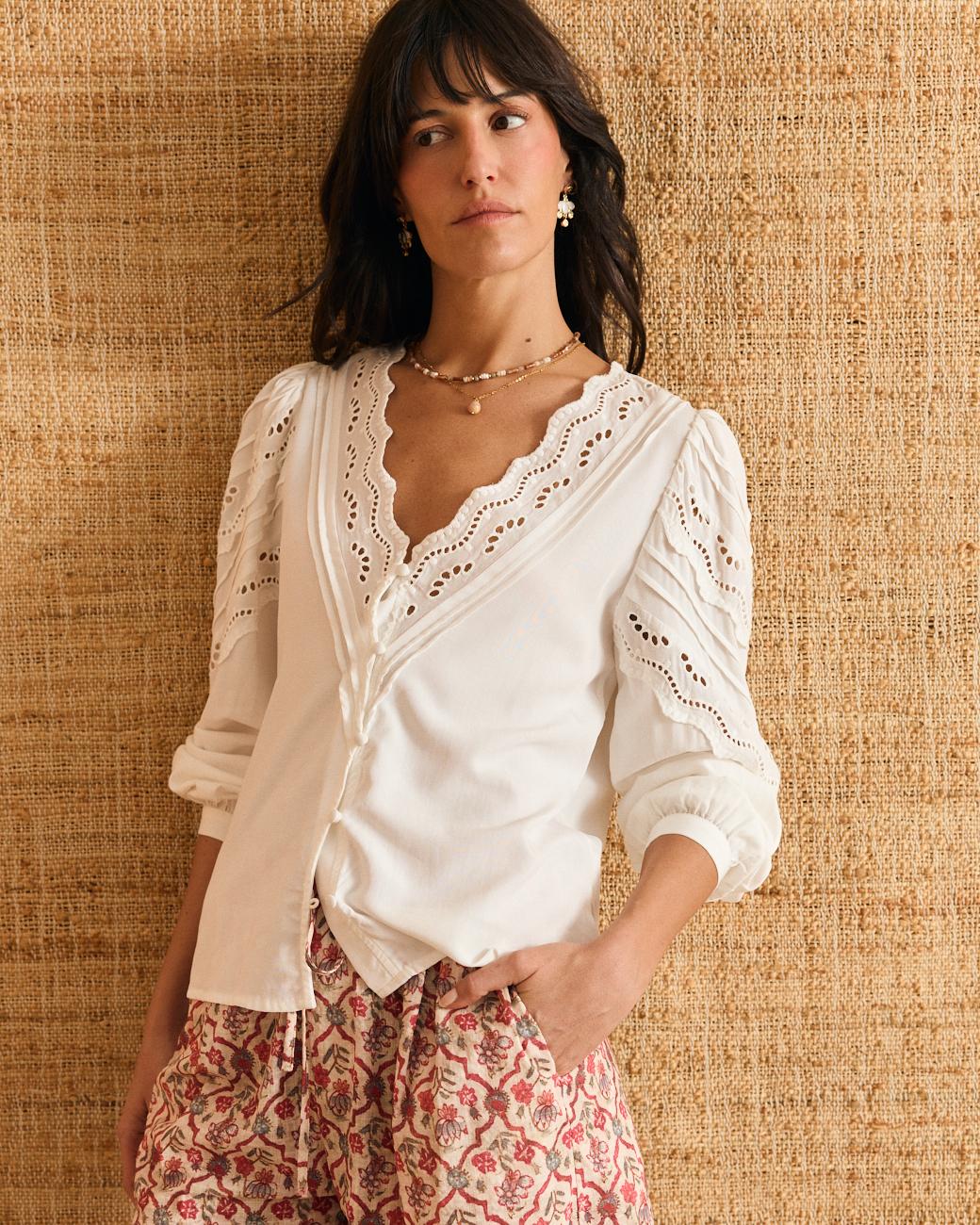 Camisa com decote em bico Fanny