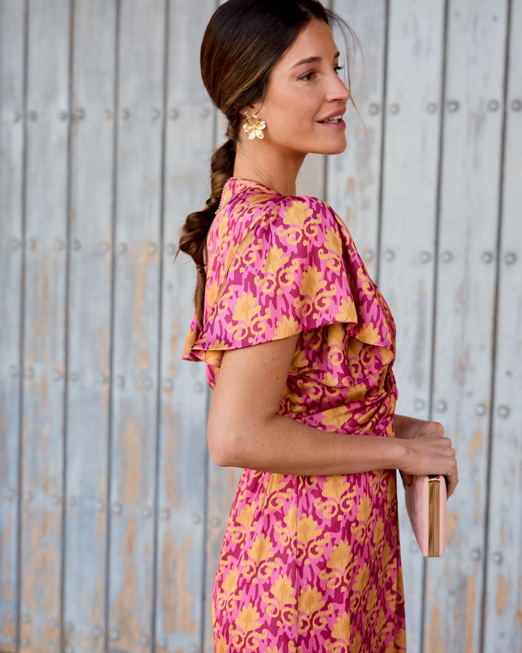 Vestido com Decote Nicoletta