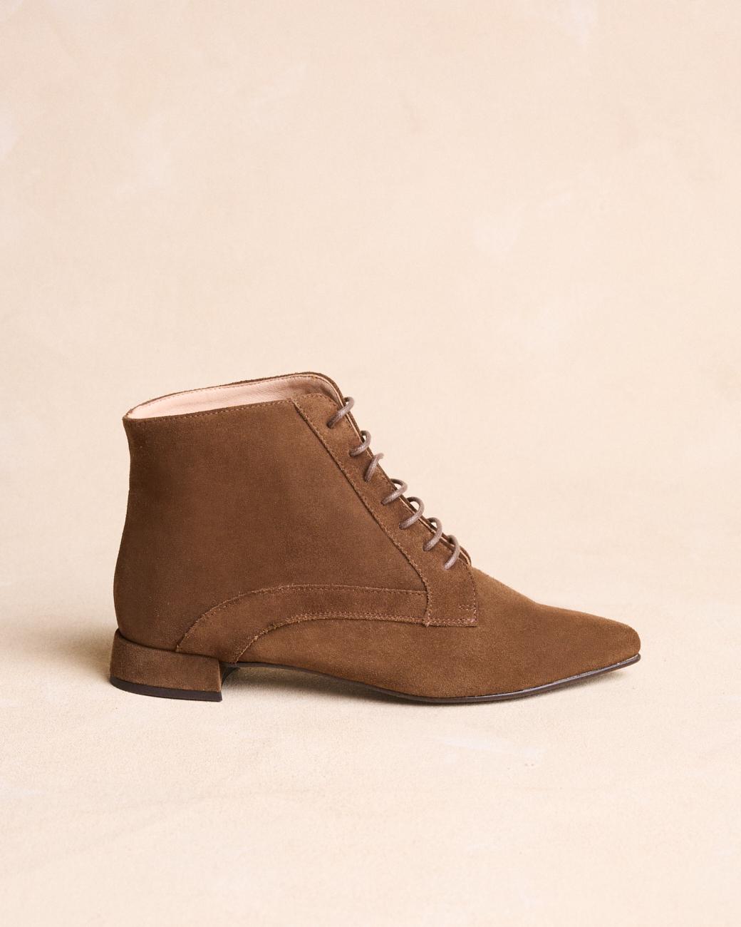 Botins com Atacadores Ninne