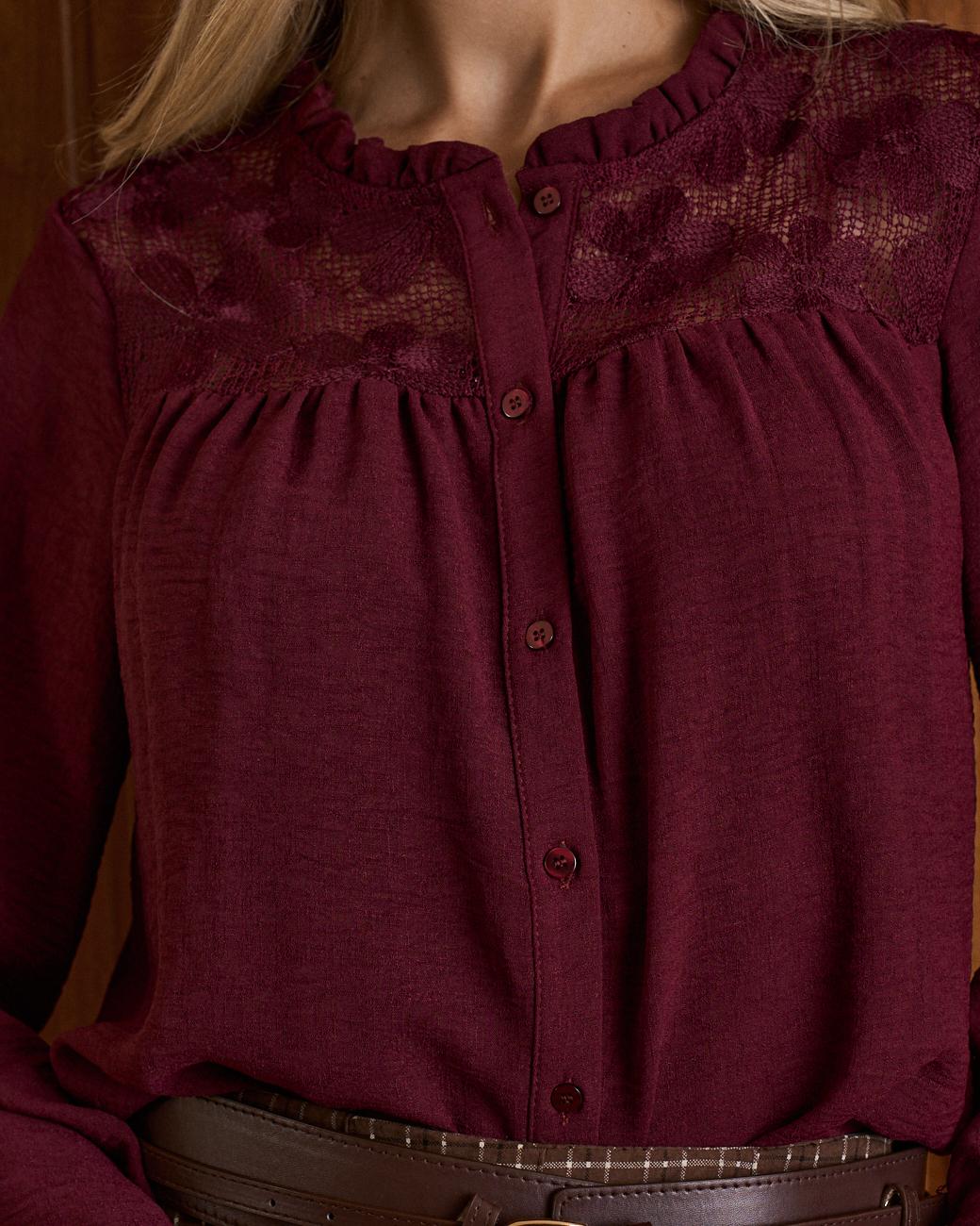 Camisa de Renda com Flores Ruby