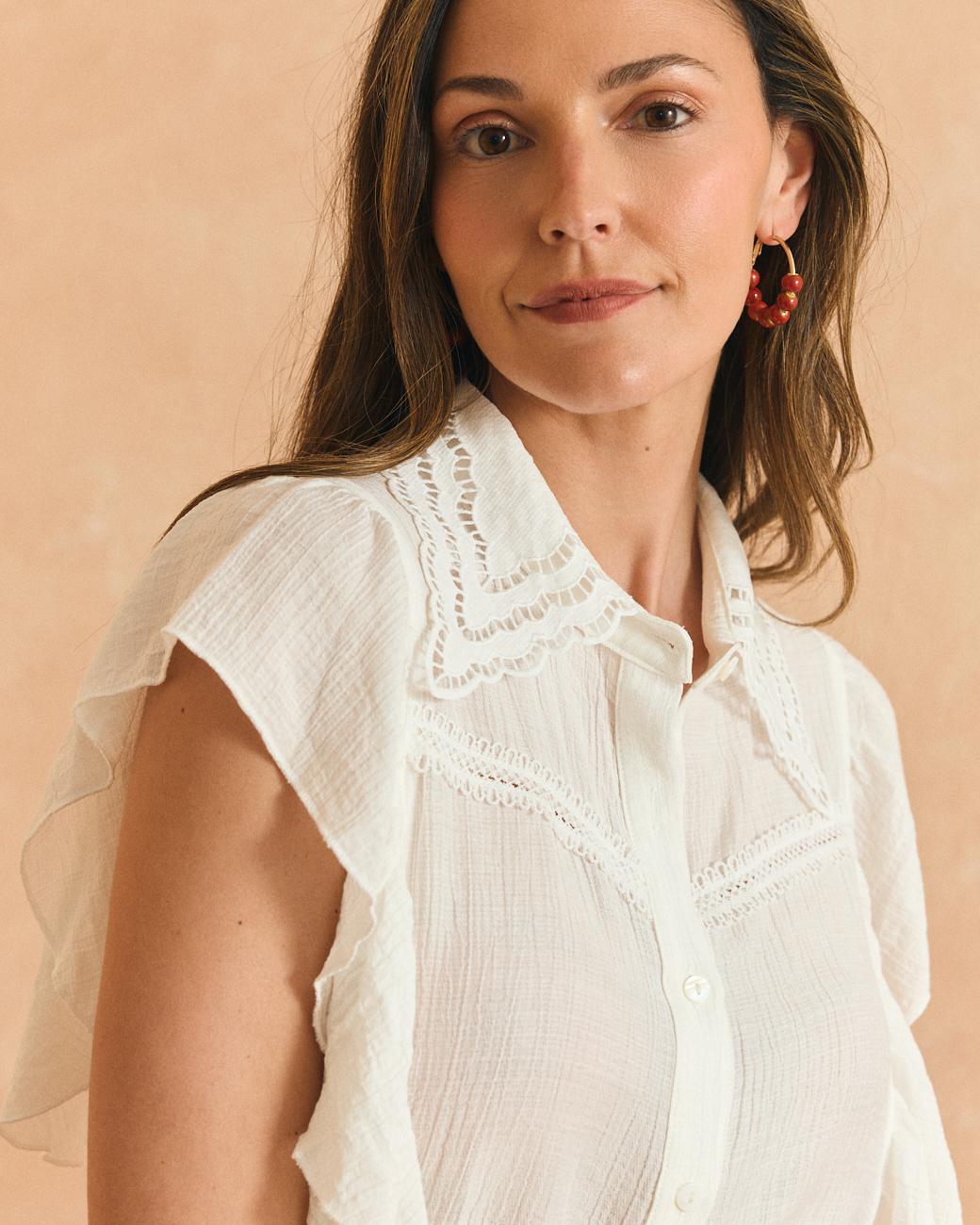 Blusa com Gola Beti