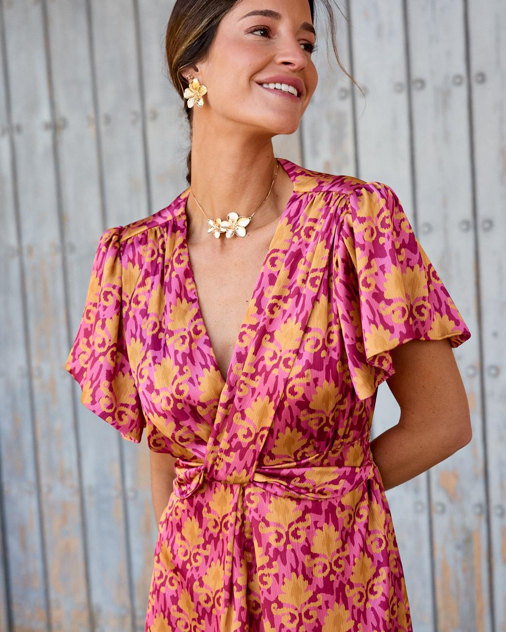 Vestido com Decote Nicoletta