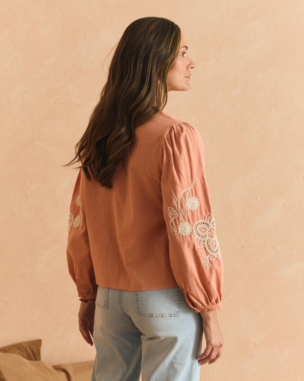 Camisa com Bordados Flavia