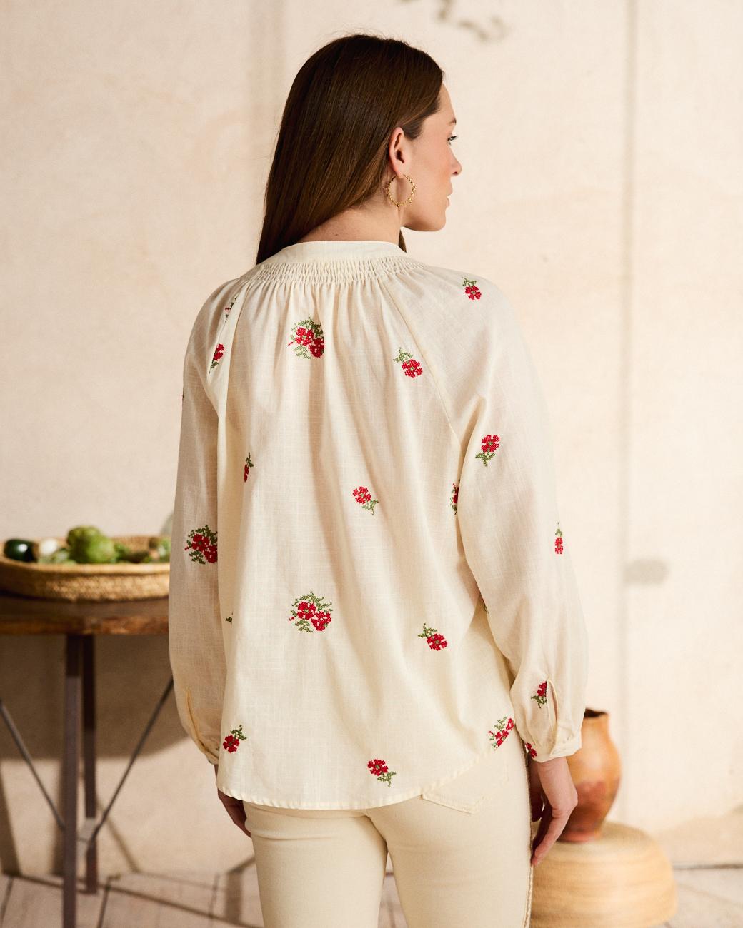 Camisa com flor Antía