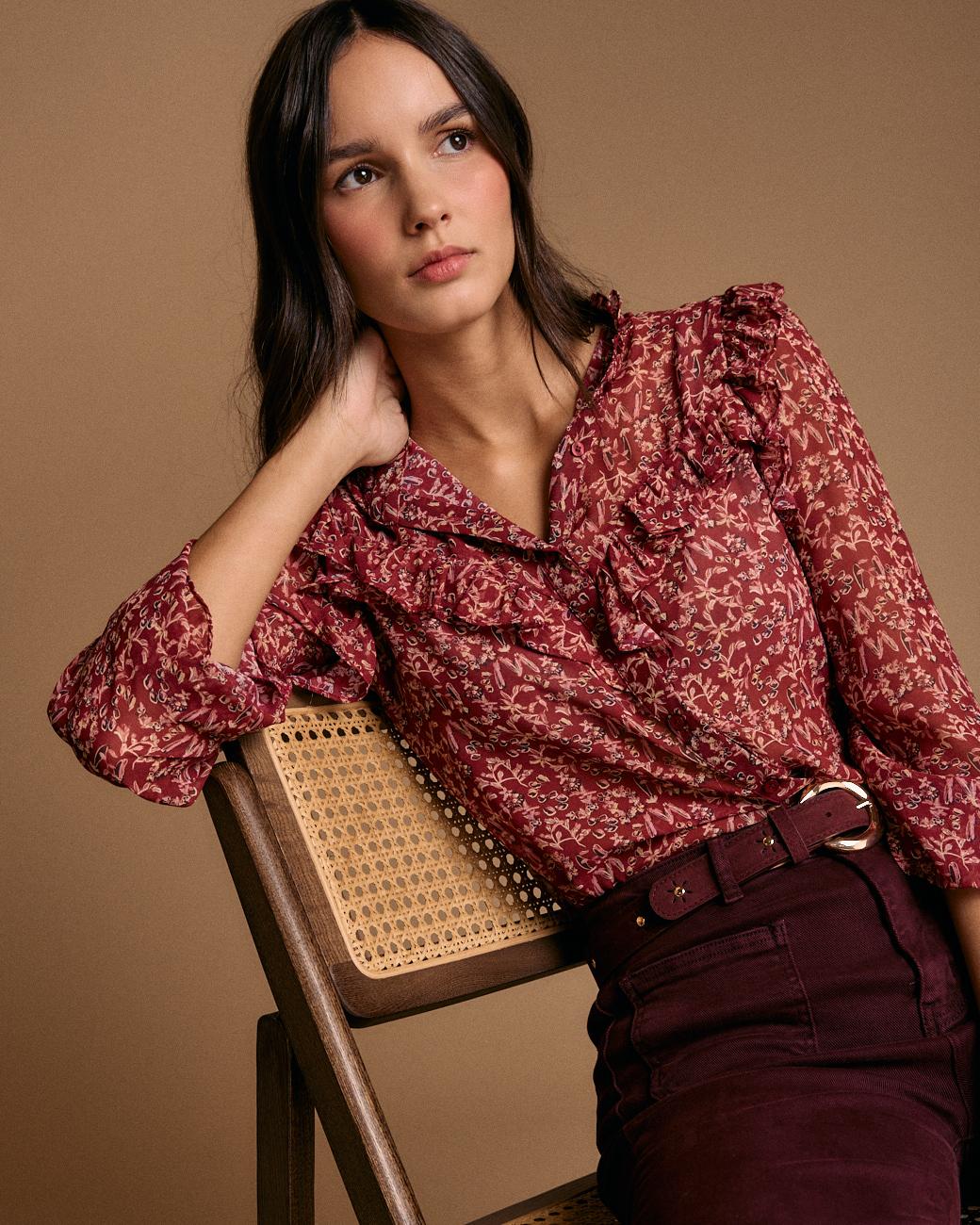 Camisa com Folhos Estampada Lidia