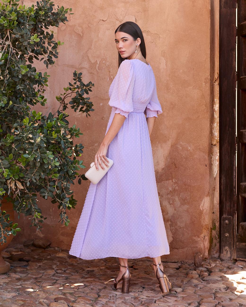 Vestido com Decote Evarista