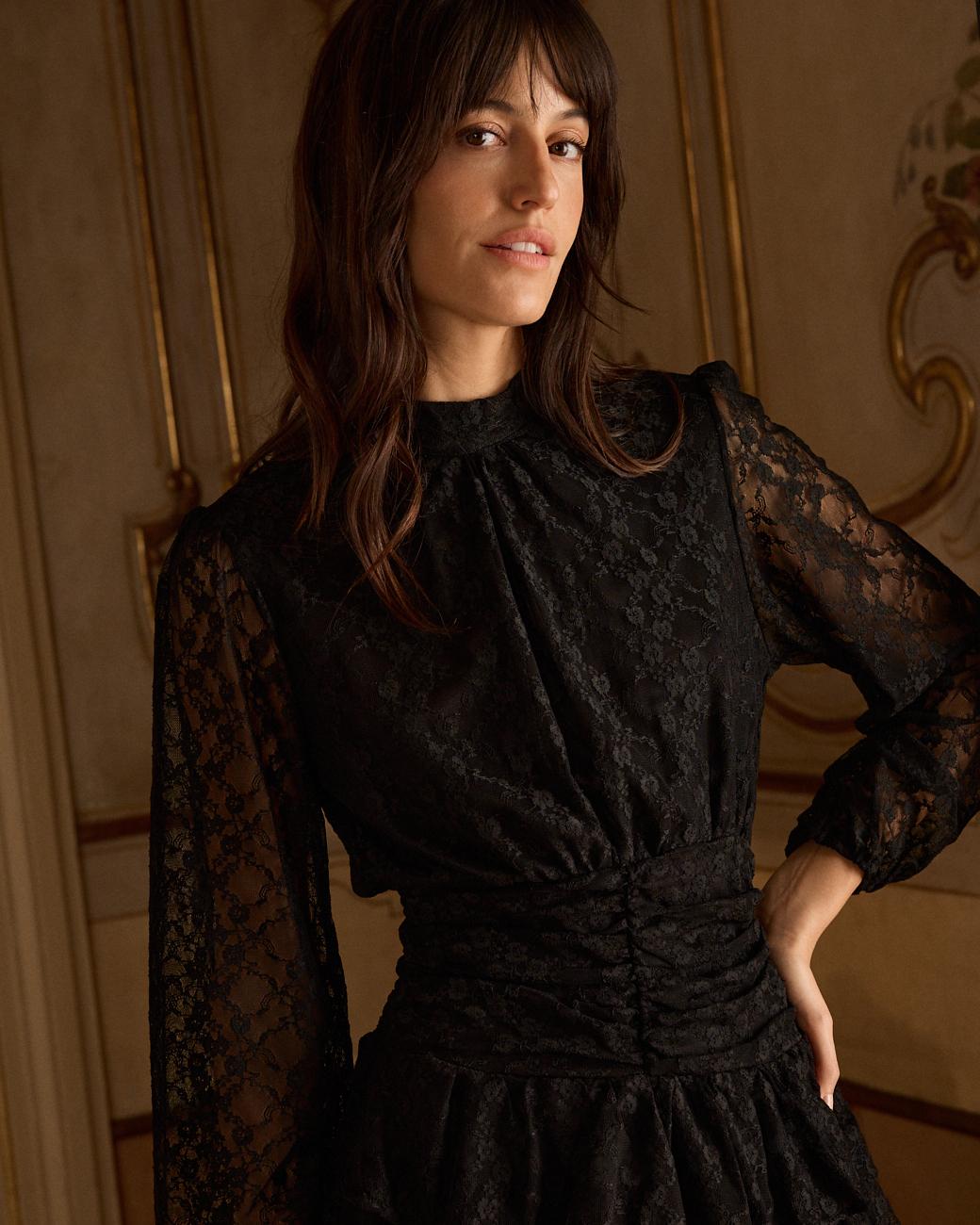Vestido Curto com Folhos Livia