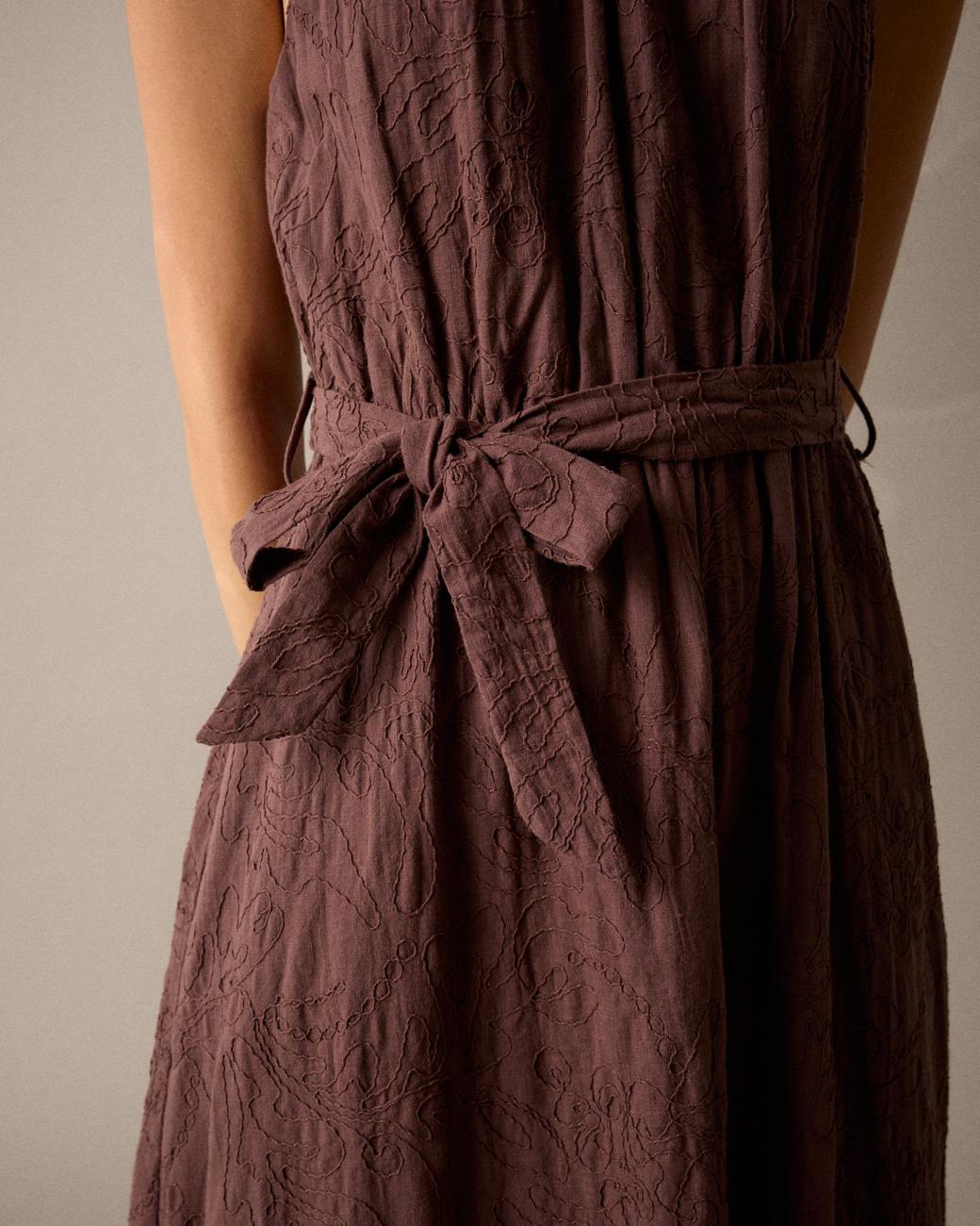 Vestido Bordado Gola Halter