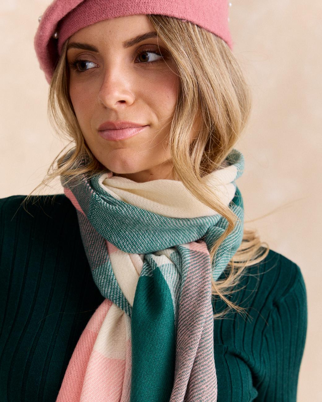 Gorro com Pérolas Rosi
