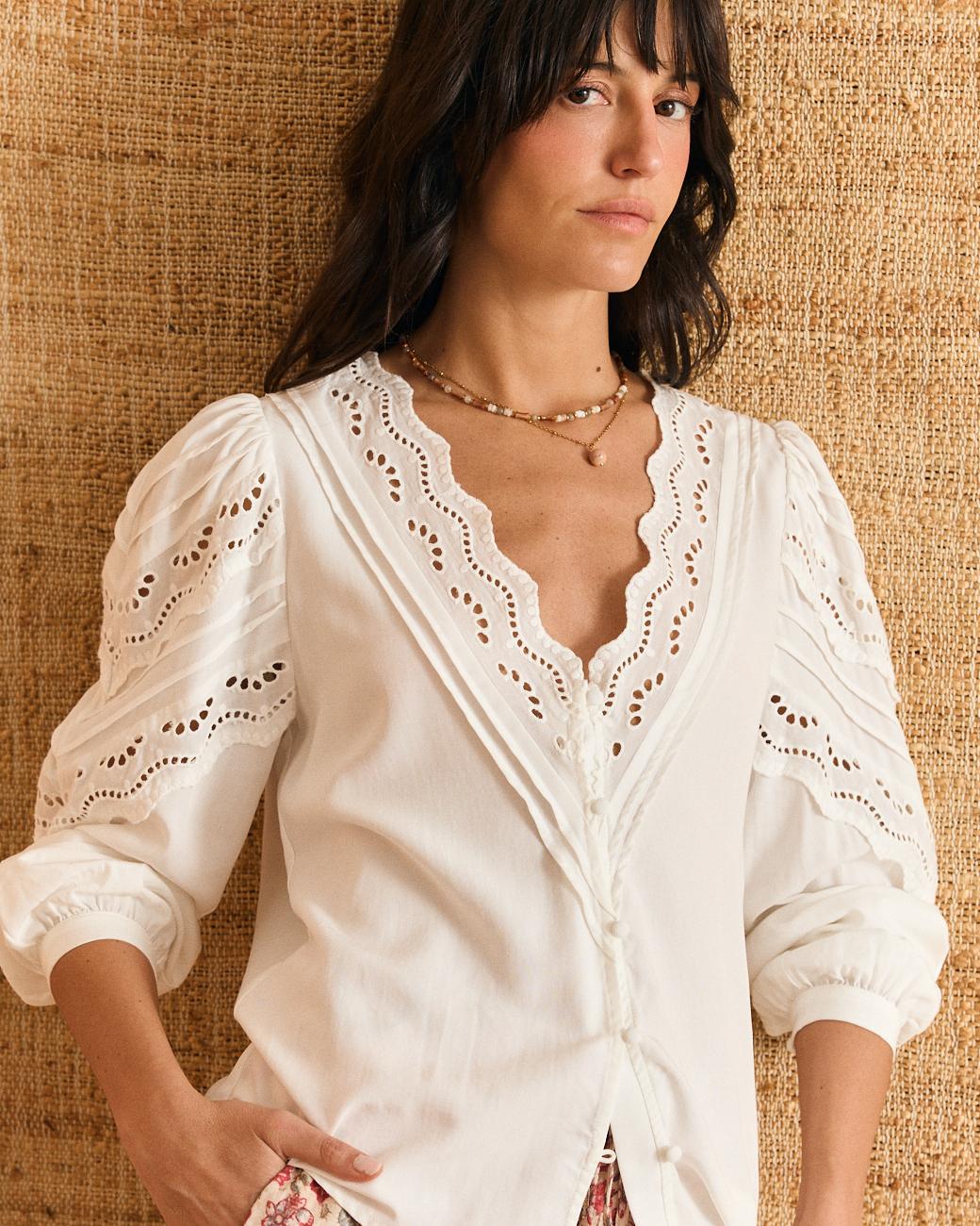 Camisa com decote em bico Fanny