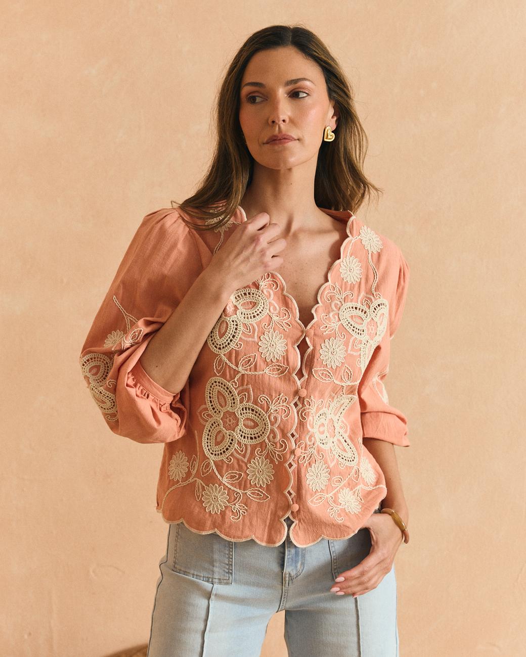 Camisa com Bordados Flavia