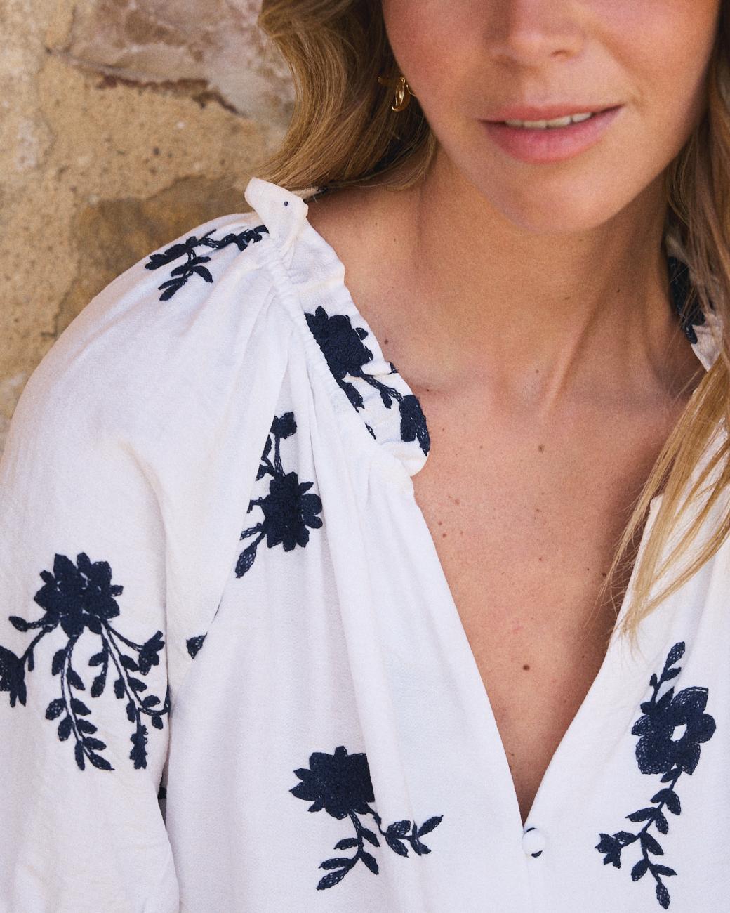 Camisa com Flores Meredith