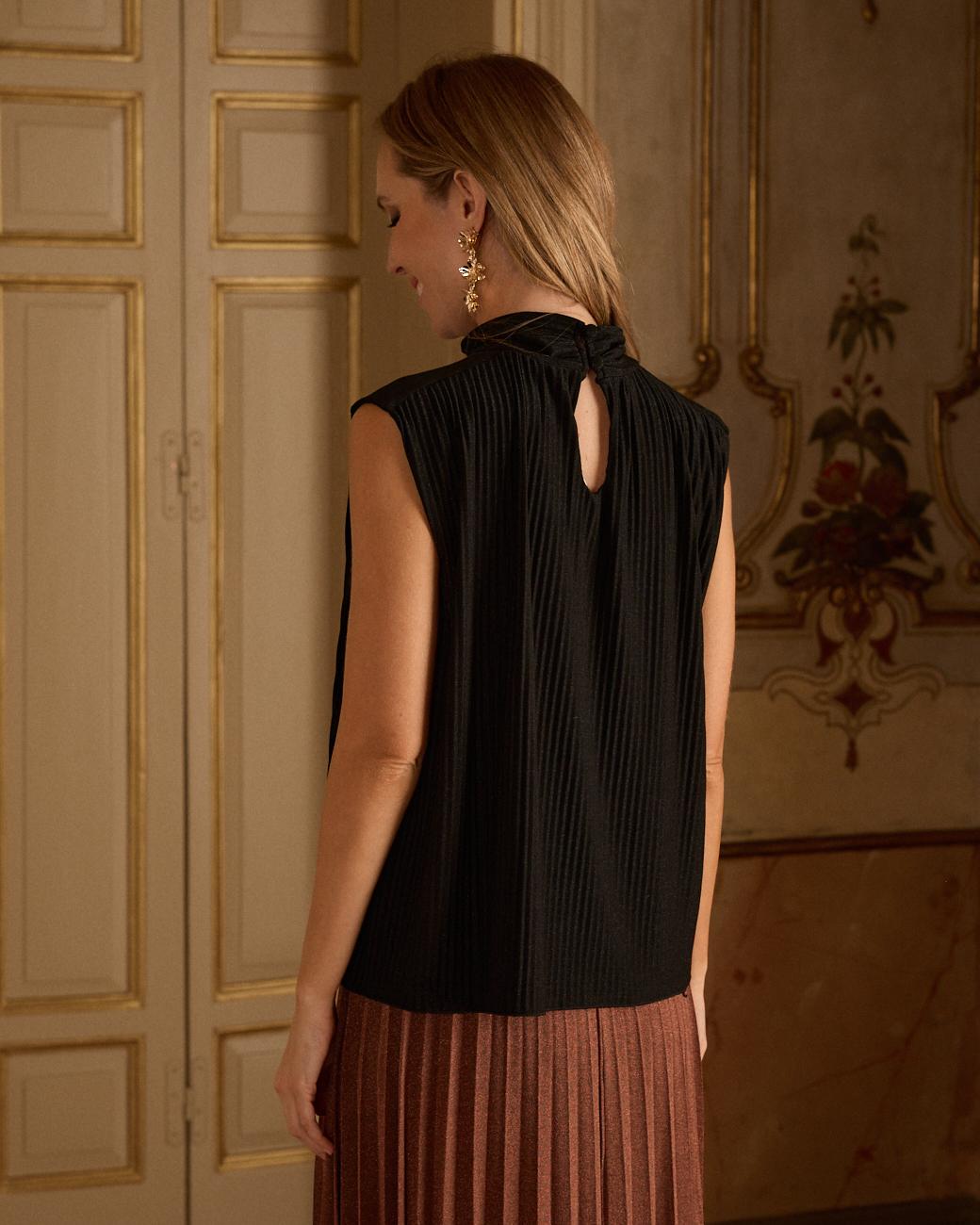 Top de gola alta Marni