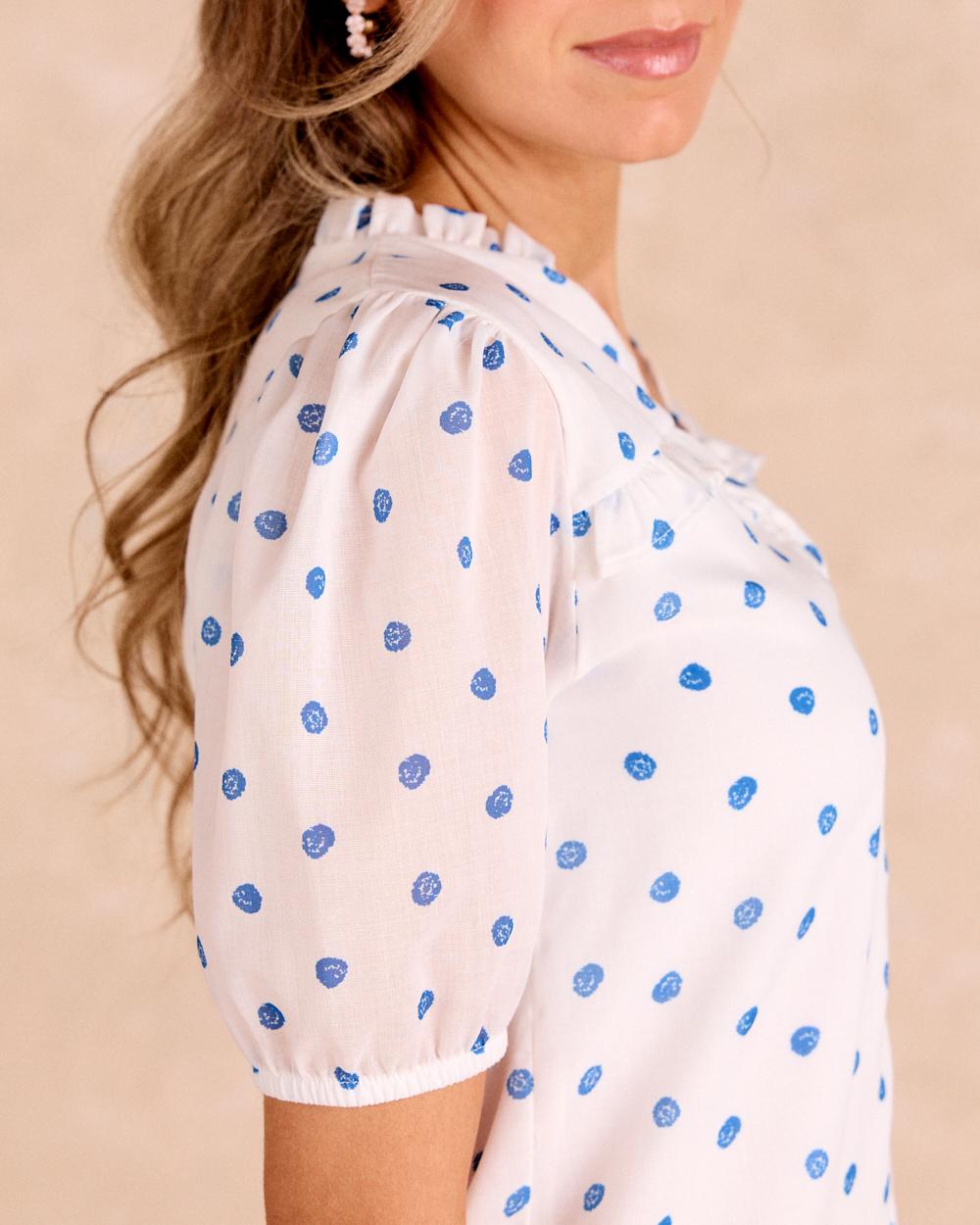 Vestido Curto de Bolinhas Alzaria