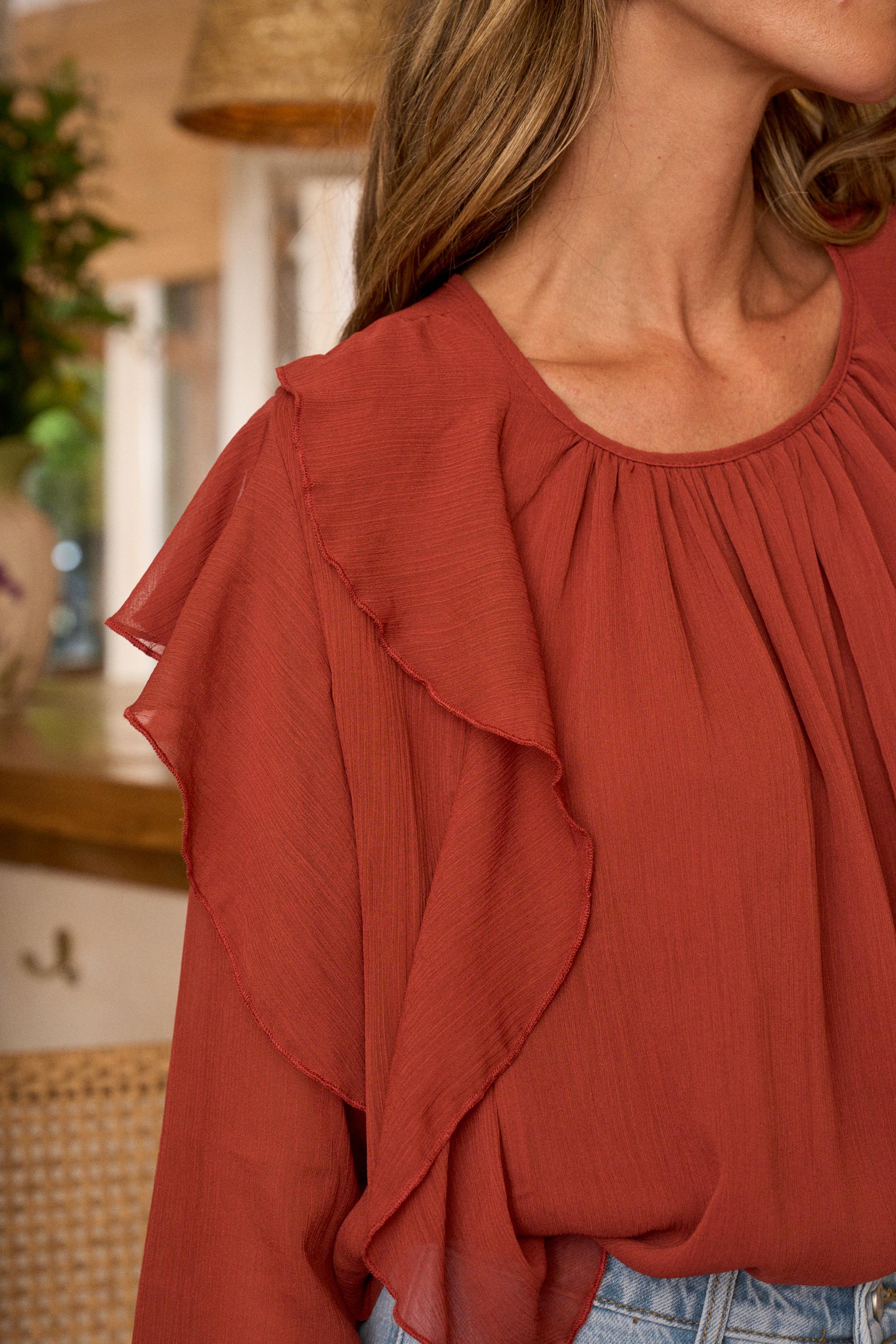 Blusa com folhos Inaya