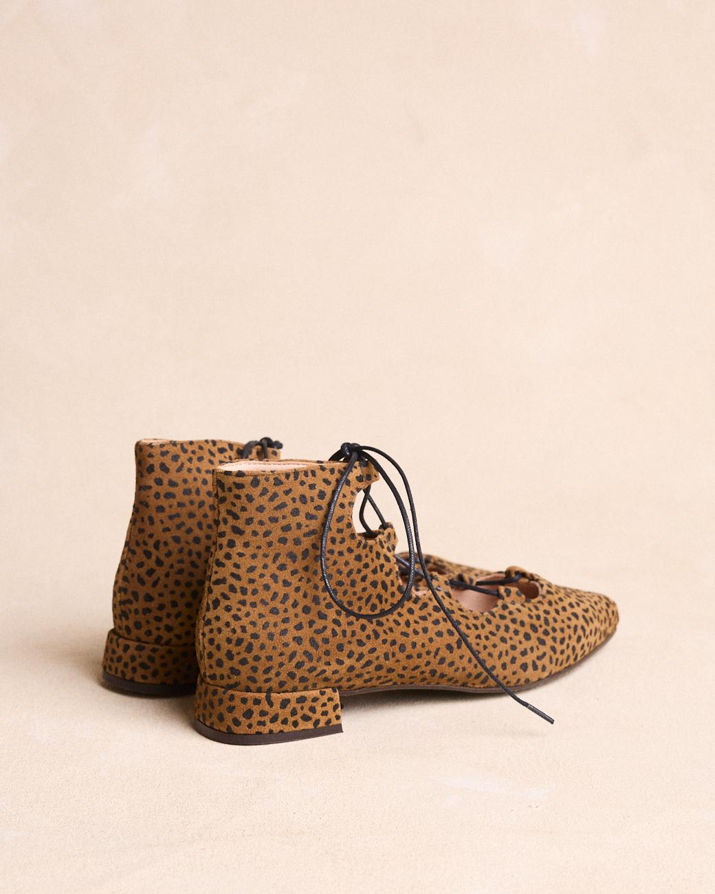 Botins com Atacadores Galena