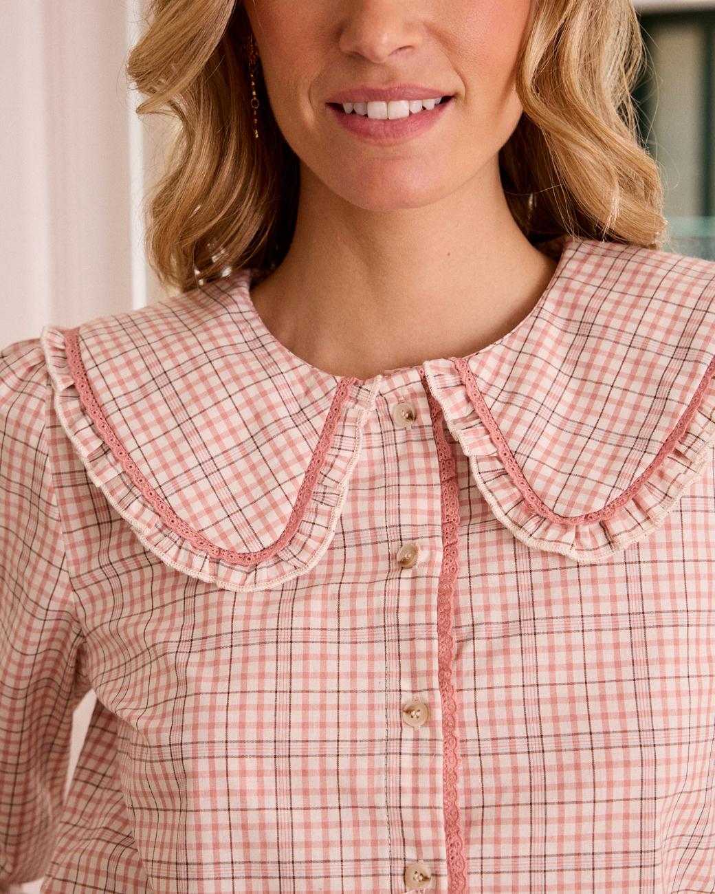 Camisa com Gola Bárbara