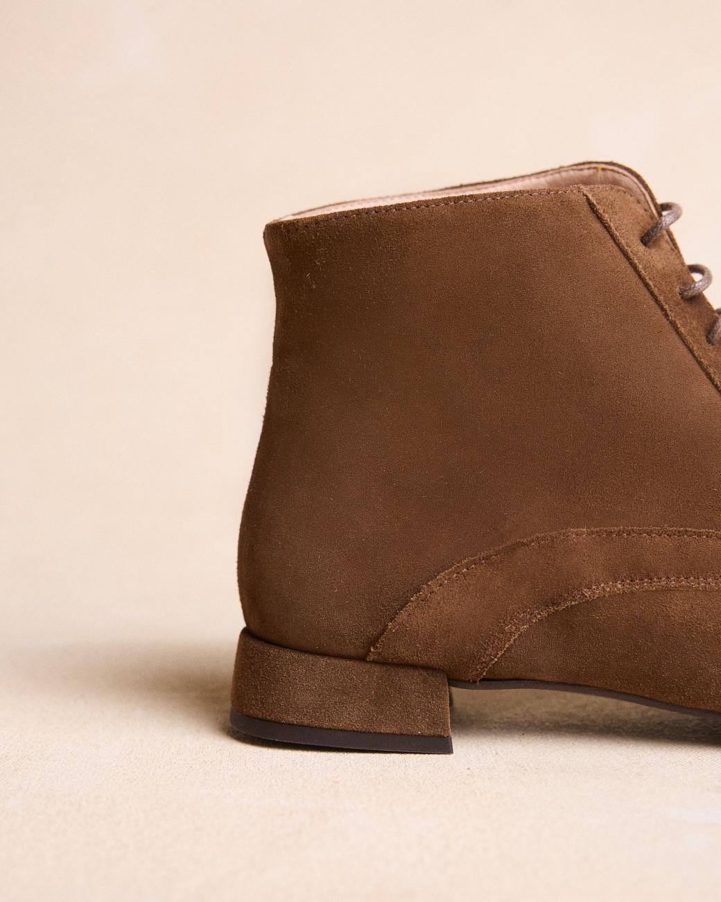 Botins com Atacadores Ninne