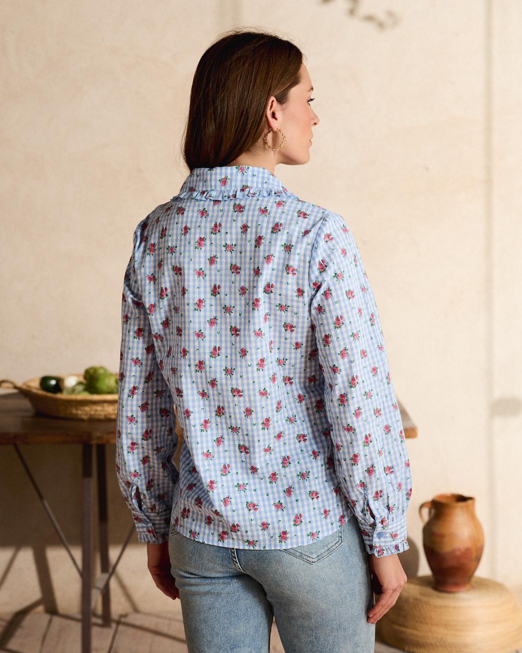 Camisa Vichy com Rosas