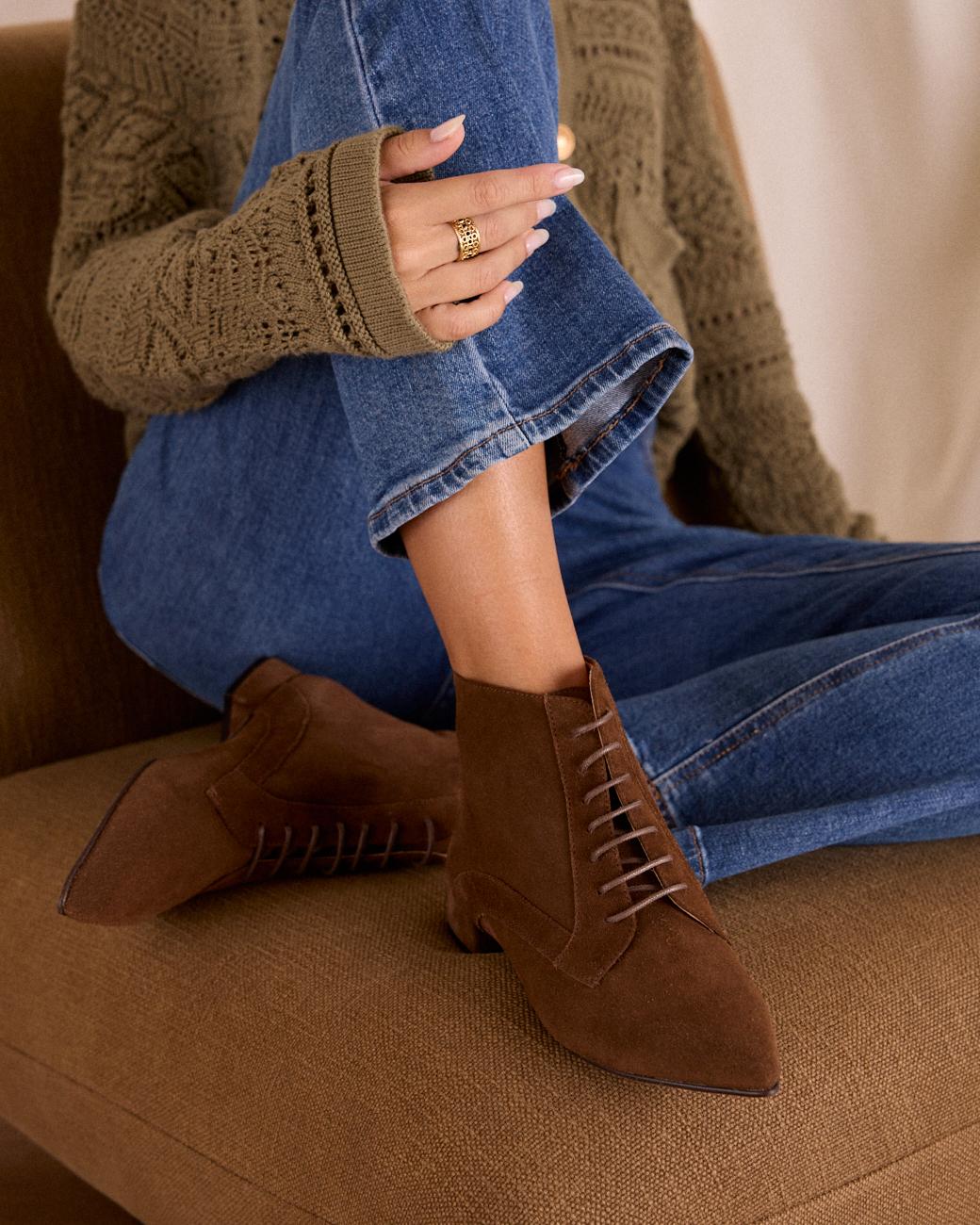 Botins com Atacadores Ninne