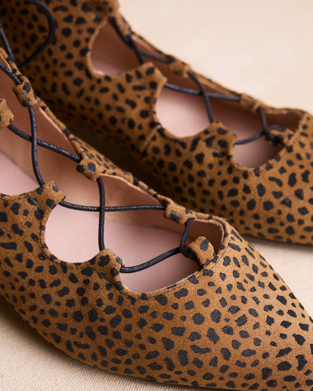 Botins com Atacadores Galena