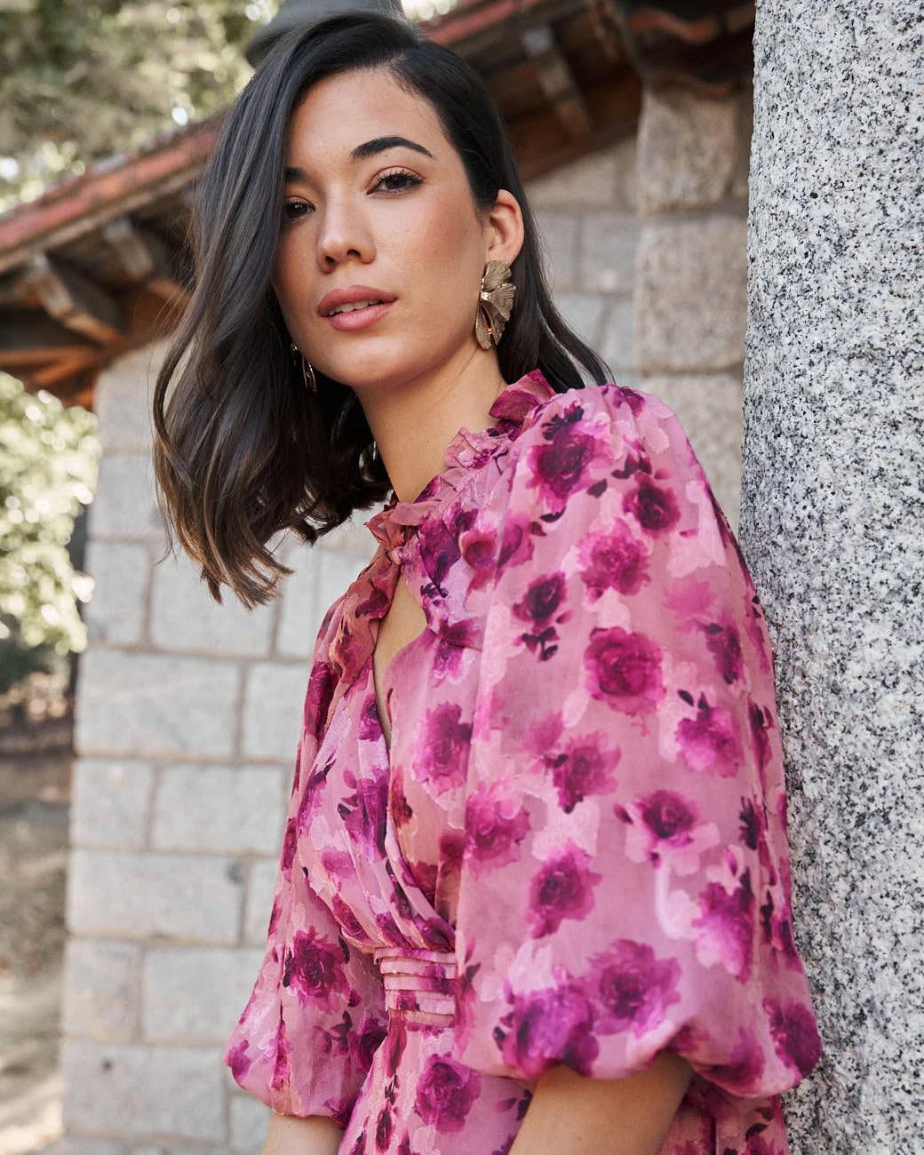 Vestido com Decote Agunela