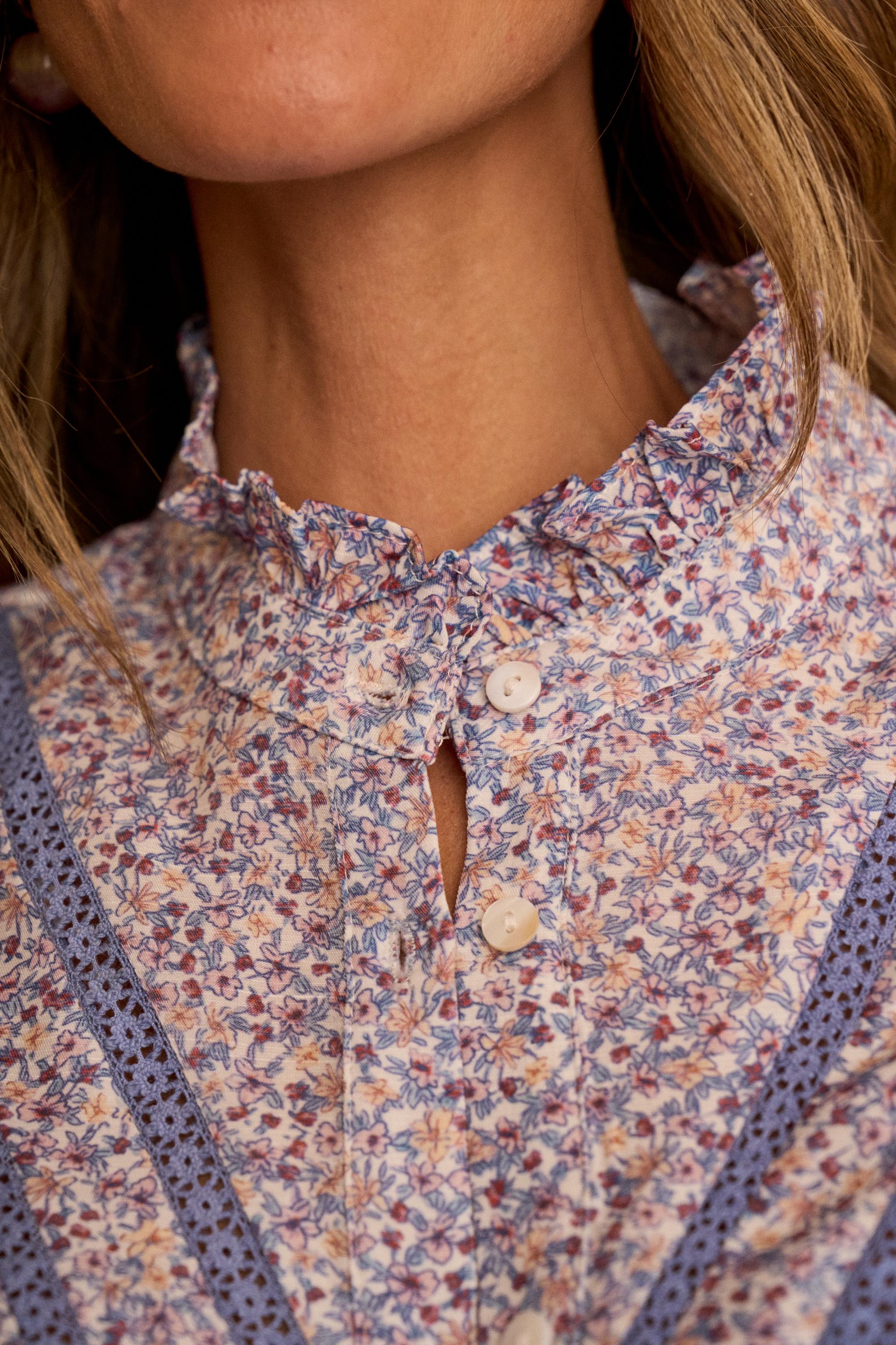 Camisa com flores Liberty